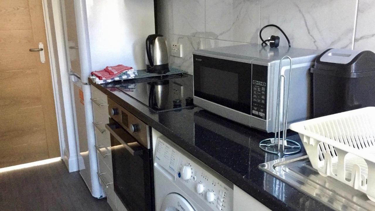 Apartamento Quiet Studio By Lloyd Park South Norwood Exterior foto